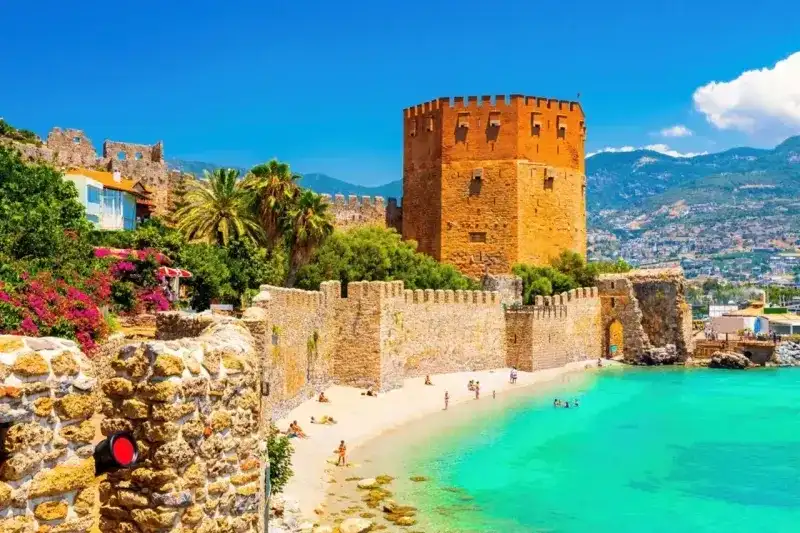 Antalya'nın bayramda en popüler olan bölgeleri belli oldu