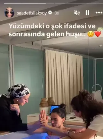 <p>Saadet Işıl Aksoy'un o anlara ait paylaşımı birçok seveni tarafından beğenildi. Aksoy'un o anı takipçileri tarafından tam not aldı. </p>