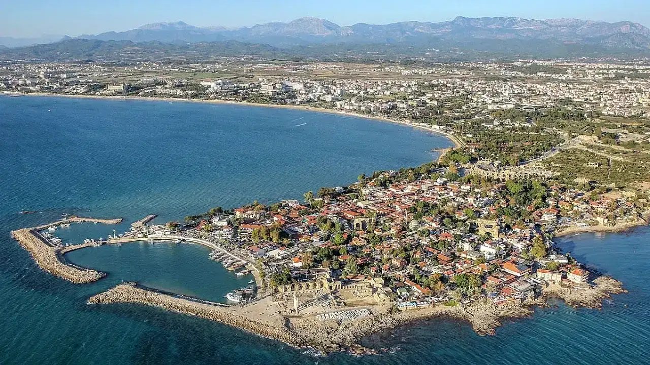 <p>Antalyalılar turistlerin en çok sevdiği ilçeleri merakla araştırmaya devam ediyor. Arama motorları üzerinde ''Antalya'da turistlerin en sevdiği ilçeler'' araştırması sonucu merak ediliyor. </p>