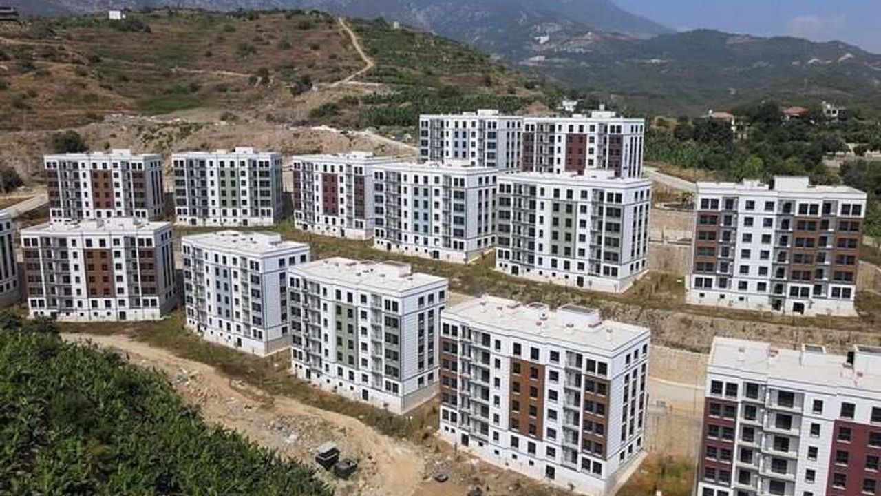 TOKİ Antalya'da konut satacak! Başvuru tarihi ve fiyatlar belli oldu