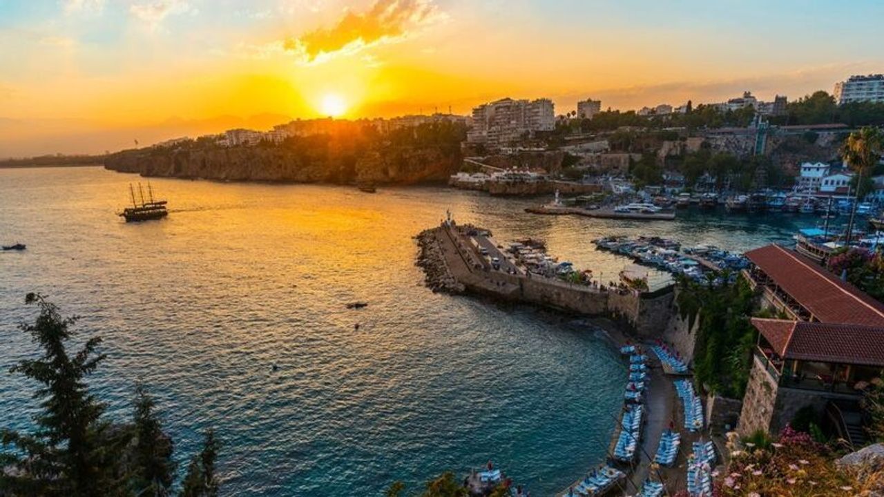 Antalya günlük hava durumu - 09.09.2025