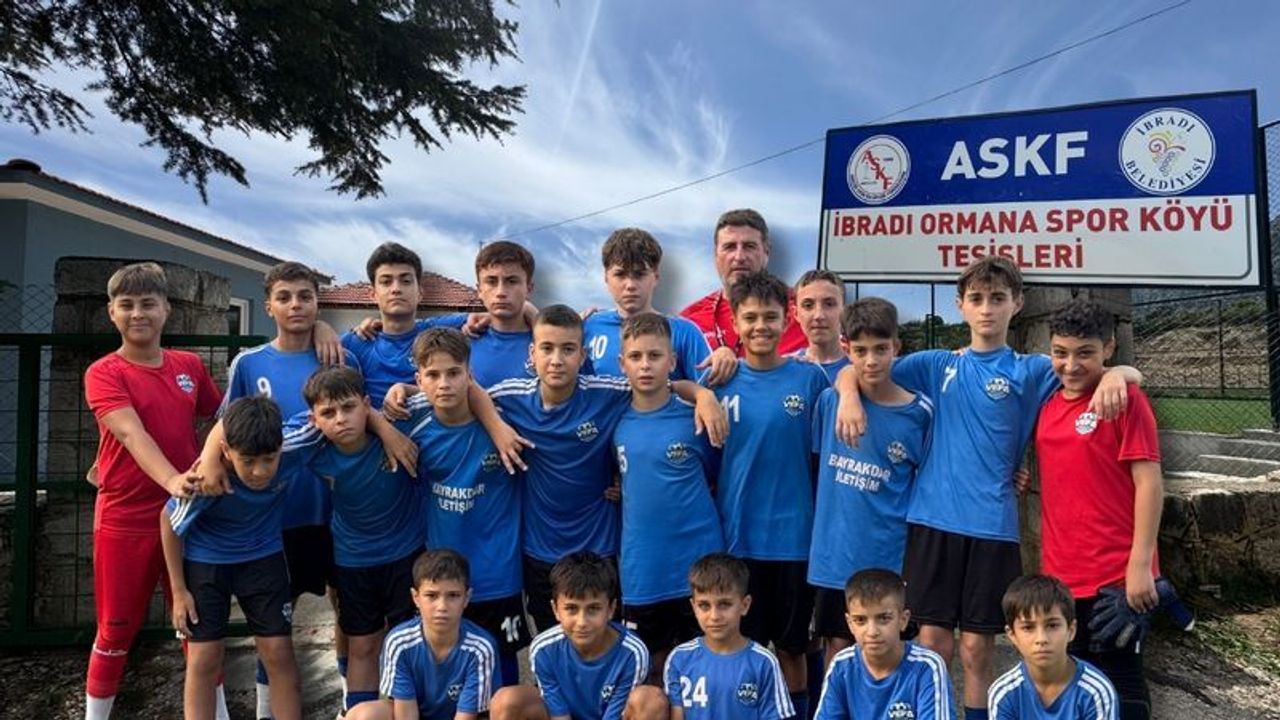 Antalya’da sporcular Spor Köyü'nde buluştu