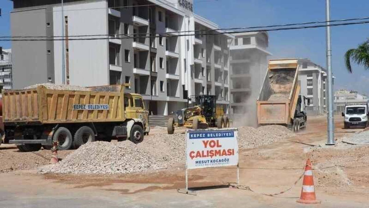 Kepez Altınova Sinan Mahallesi’nde yılların yol sorunu çözüldü