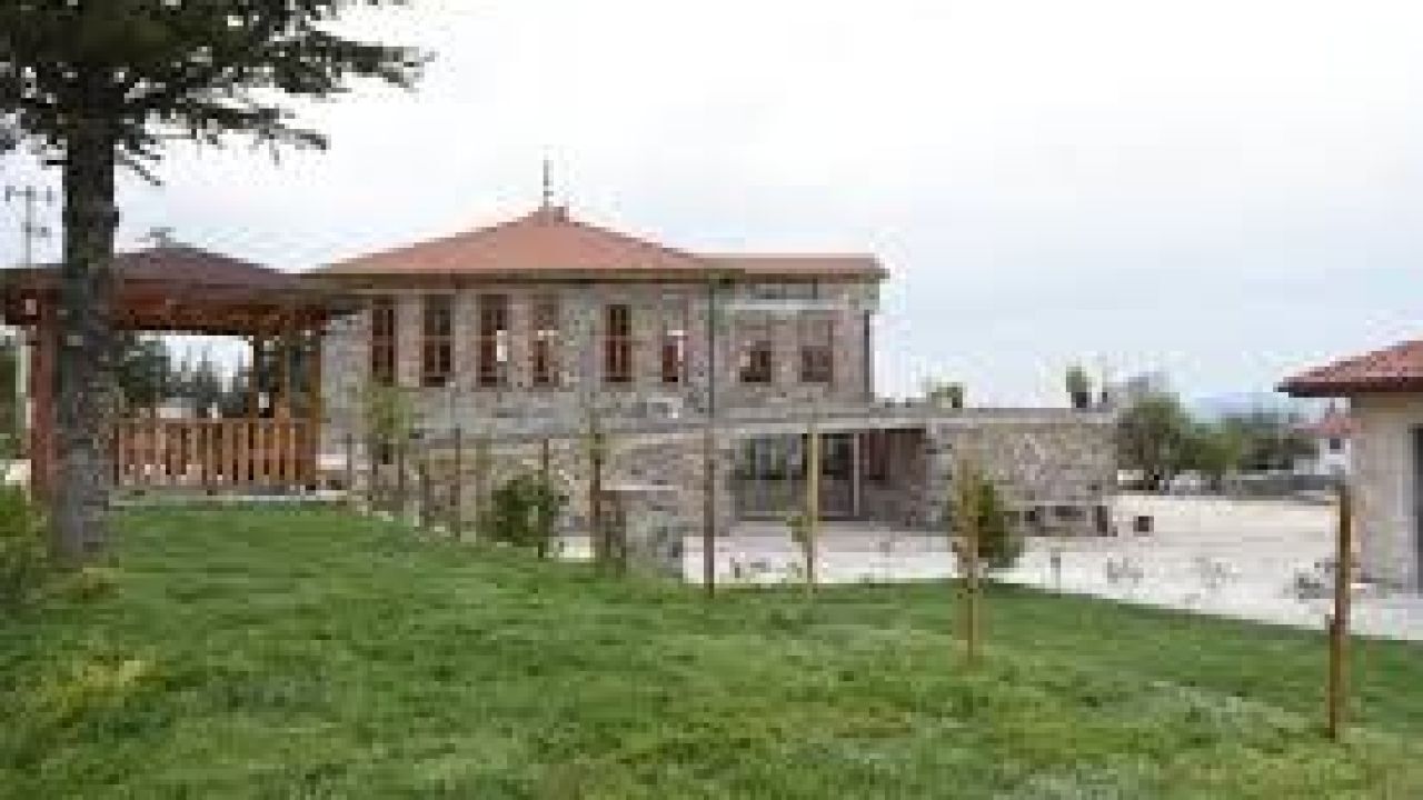 Denizli Baklan Arası Kaç Km? Kaç Saat Sürer?