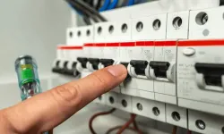 Mersin’de 17 Şubat 2026 Elektrik Kesintisi! İlçe İlçe Saatler ve Etkilenecek Mahalleler