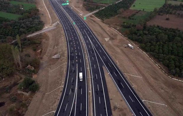 Antalya'da otoban yok mu?