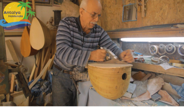 Neşet Ertaş'ın Saz Ustası Devlet Desteği Bekliyor