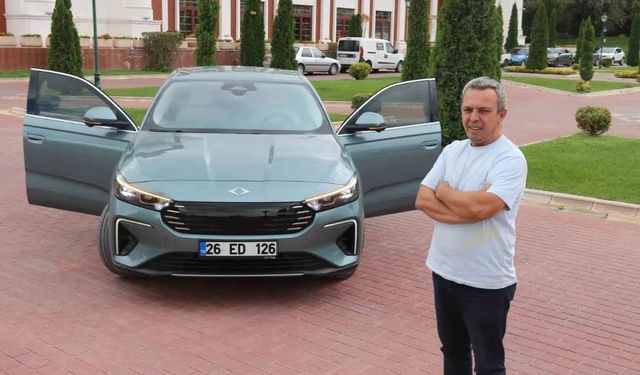 Togg T10F trafikte büyük ilgi gördü!