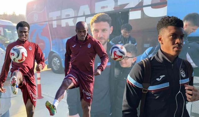 Bordo mavililer Antalya yolunda