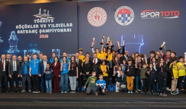 Antalya'da düzenlenen satranç şampiyonası sona erdi