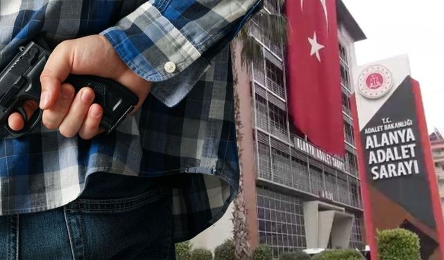 Antalya'da film gibi gasp: Ukraynalı kadının evine silahla girdiler