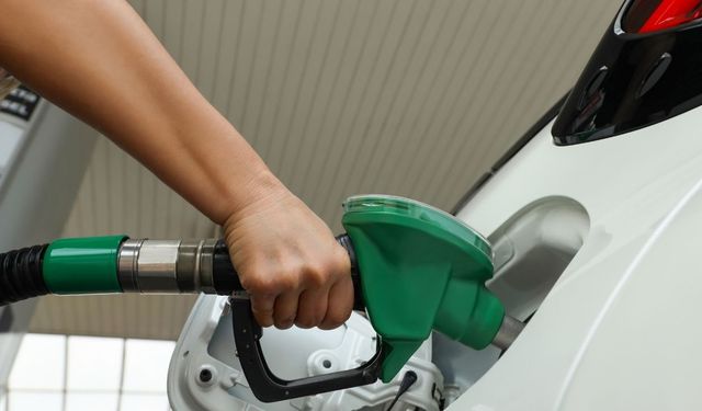 Araç sahipleri dikkat: Benzine yine zam geldi!