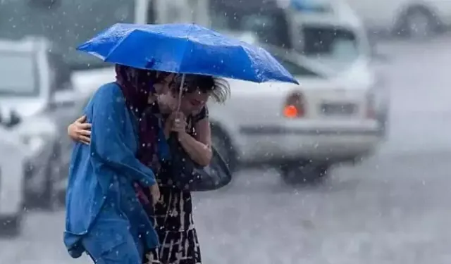 MGM'den 49 il için sağanak ve fırtına uyarısı! Bu illerde yaşayanların dikkatine