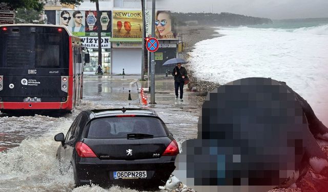 Antalya’da yollar göle döndü! Fırtınada sahile ölü hayvan vurdu!