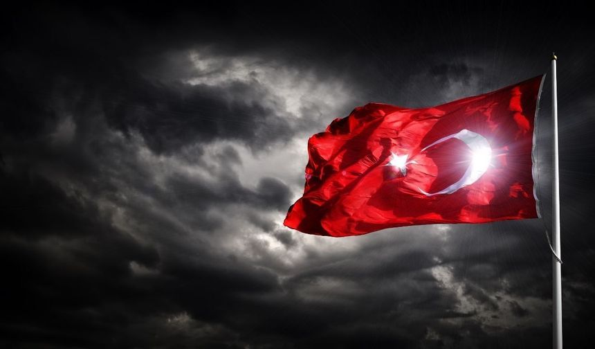 Türk bayrağına yönelik saldırıya TBMM’den ortak tepki!
